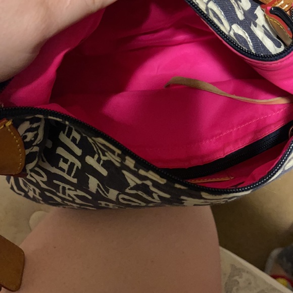 Dooney and bourke purse - Picture 3 of 4